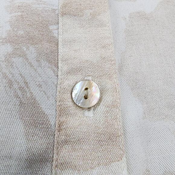 Cloth & Stone Anthropologie Top Women Small Beige Tan Safari Giraffe Button Up - Picture 12 of 15